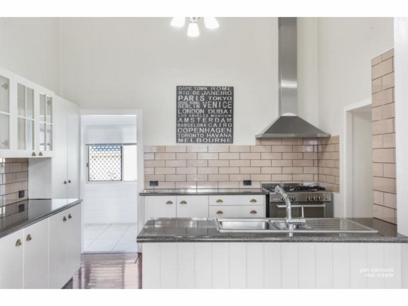 152 Campbell Street, Rockhampton City QLD 4700